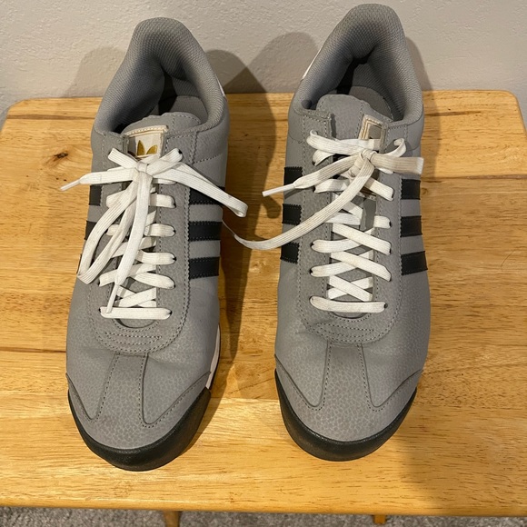 Adidas - Picture 5 of 6